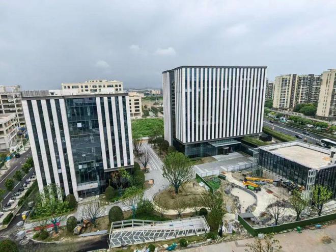 完成税收4362亿元!北CQ9电子虹桥商务区聚力成势激活发展新动能(图1) 完成税收4362亿元!北CQ9电子虹桥商务区聚力成势激活发展新动能(图1)