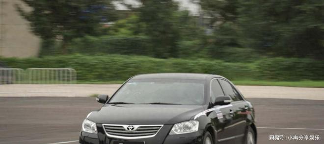 CQ9电子传统车企的OTA 是阿克留斯的脚踵 还是激进与保守的交锋(图5)