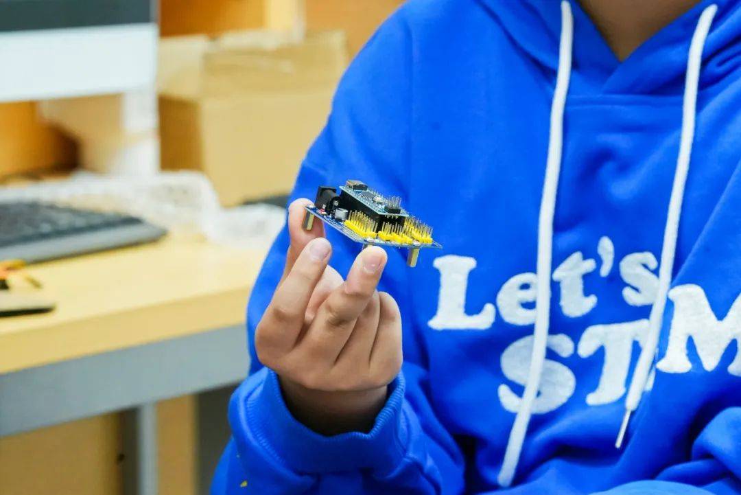 CQ9电子span style=font-size： 18px;斯坦星球Python AI课又出大招！软硬件结合项目制实践自研40款硬件让娃早早驾驭人工智能！span(图12)