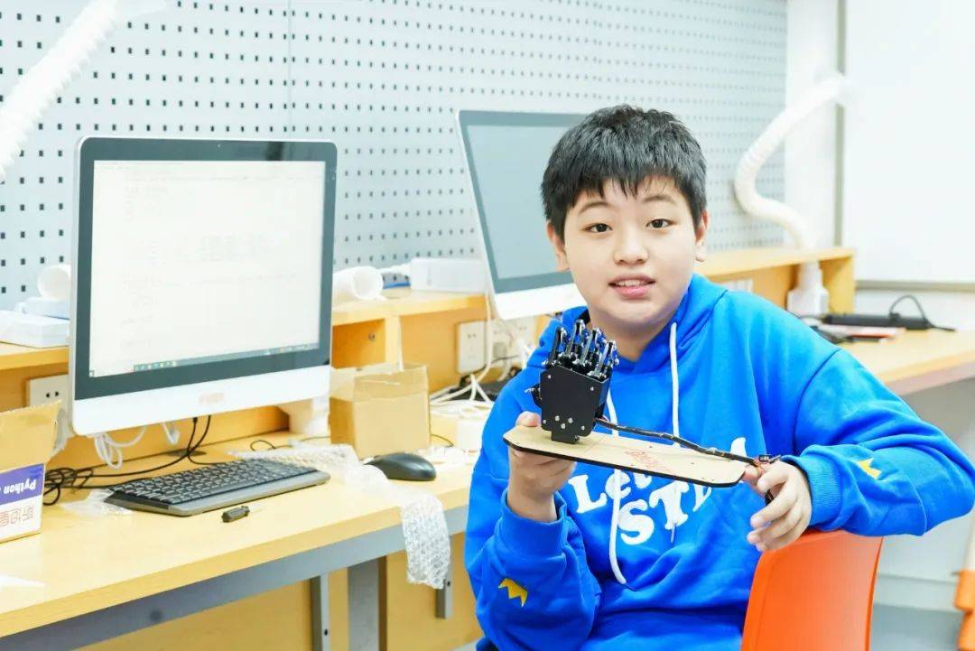 CQ9电子span style=font-size： 18px;斯坦星球Python AI课又出大招！软硬件结合项目制实践自研40款硬件让娃早早驾驭人工智能！span(图6)