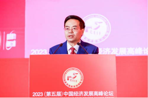 软子数字软件创始人黄宇辉受邀出席2023中国经济影响力人物年会(图7)