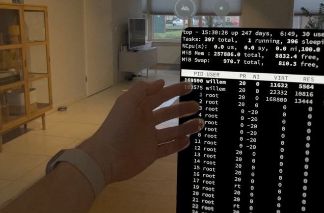 挑战在 Vision Pro 里编程开发者赞许「超沉浸」！网友试过吐槽：看代码太累了(图9)