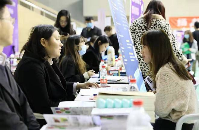 软件工程挺进前五！2024平均月薪前25名专业出炉榜首出乎意料(图2)