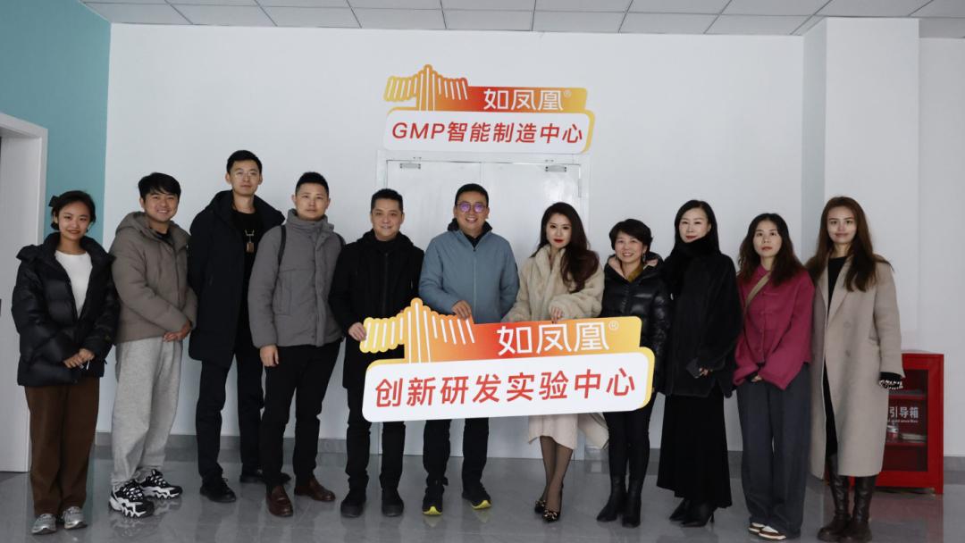 如凤凰架构完整技术开发平台“高浓度+三螺旋”或成业界黑马(图2)