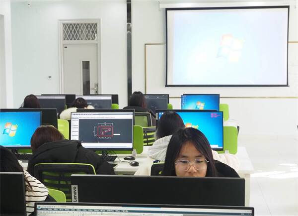 山东财经大学圣泉书院实验实践基地投入使用(图7)