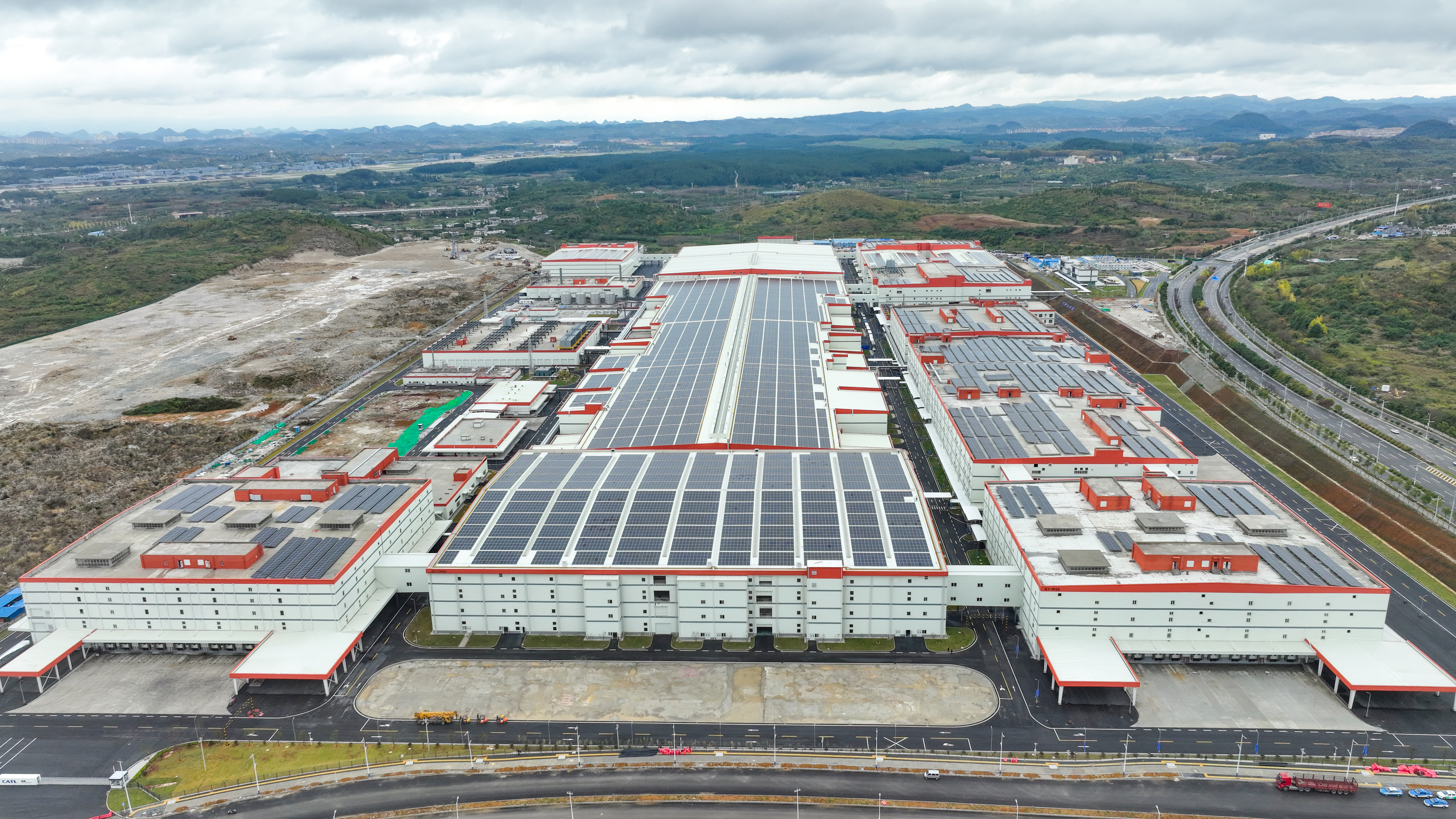 引得来企业 接得住产业｜贵州开发区强化主阵地作用释放新增长能级(图2)