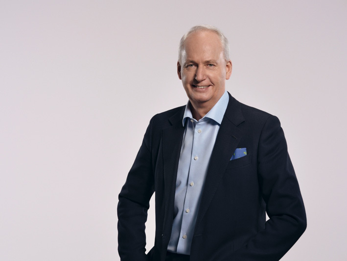 奔驰调整纯电序列命名方式 唐仕凯：推动电动化转型决心没变(图1)