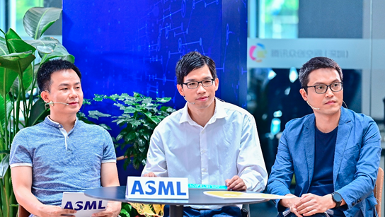 ASML对话青年软件工程师:半导体发展需更多复合型软件人才(图1) ASML对话青年软件工程师:半导体发展需更多复合型软件人才(图1)