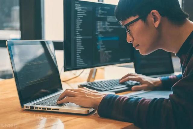 我35岁被裁被挖到国企当劳务派遣工开发完软件后被找茬辞退(图2) 我35岁被裁被挖到国企当劳务派遣工开发完软件后被找茬辞退(图2)