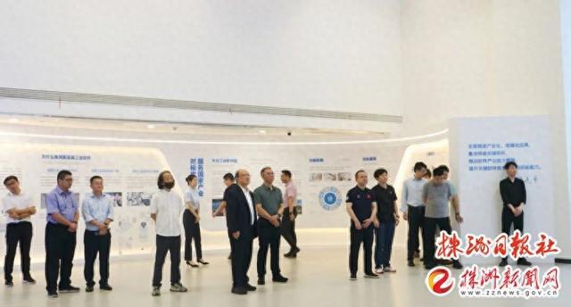 中科院院士、十沣科技创始人陈十一来天元工业软件园考察(图1)