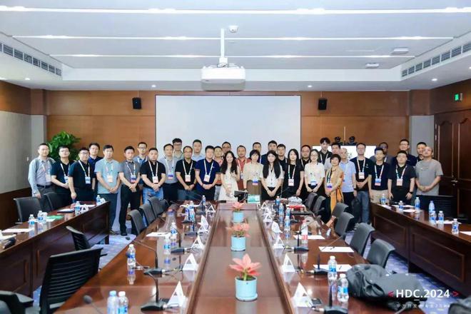 智领未来南威软件集团受邀参加华为开发者大会(HDC 2024)共创数字新纪元(图3)